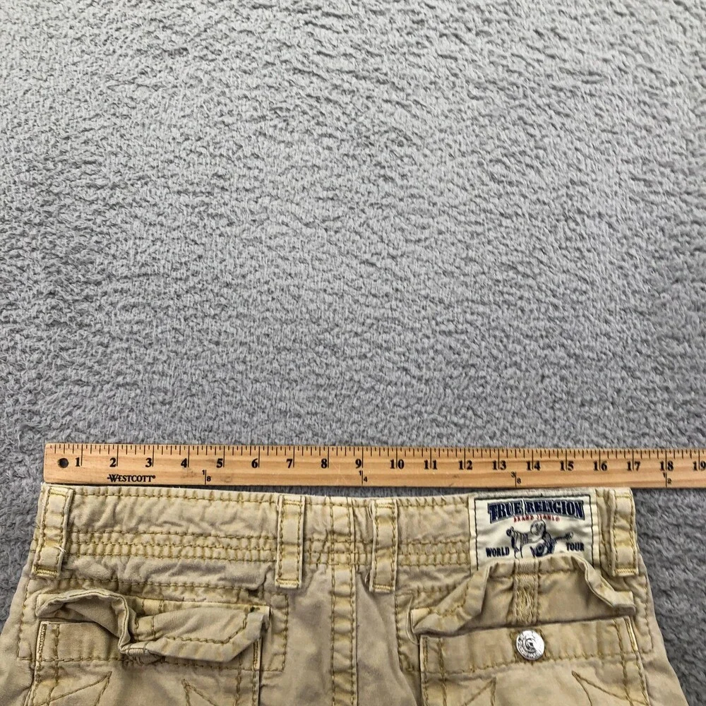 True Religion Shorts Mens 31 Beige Cargo Denim Relaxed Fit 12 Inseam Casual